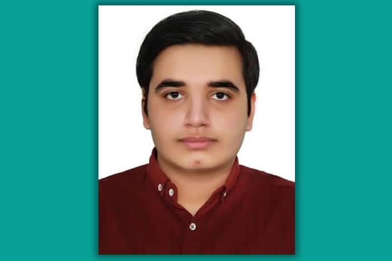 عضو کتابخانه عمومی خلیج فارس بوشهر، رتبه اول کنکور زبان را کسب کرد