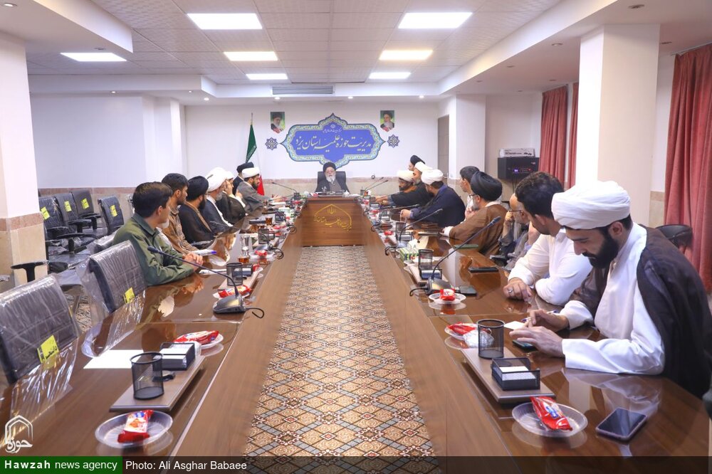 تصاویر/ جلسه هماهنگی برگزاری حلقات صالحین ویژه روحانیون و طلاب