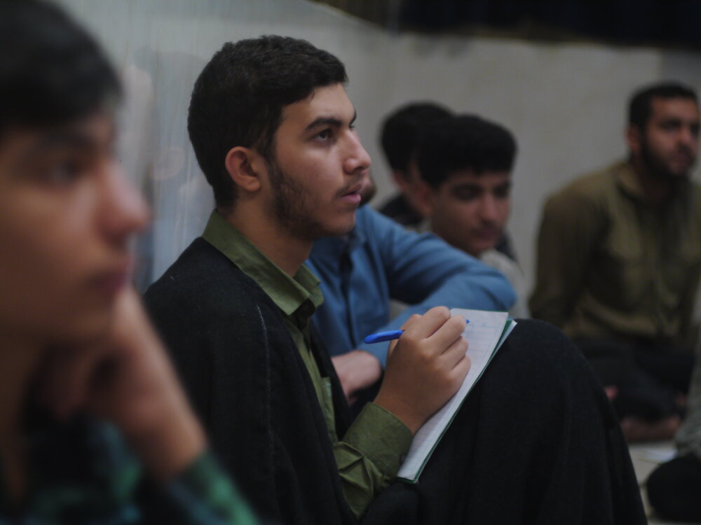 روایت نخستین گام‌های نوجوانان خوزستانی در مسیر طلبگی