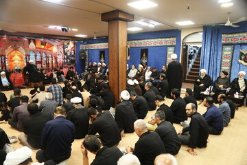 تصاویر / مراسم عزاداری شب شهادت امام حسن عسکری (ع) در بیت آیت الله فقیهی