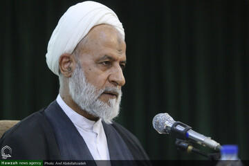 چگونگی محفوظ ماندن کامل قرآن کریم