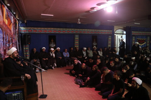 تصاویر / مراسم عزاداری شب شهادت امام حسن عسکری (ع) در بیت آیت الله فقیهی