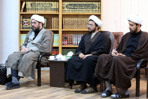 تصاویر/ دیدار اعضای خانه طلاب جوان با آیت الله اعرافی
