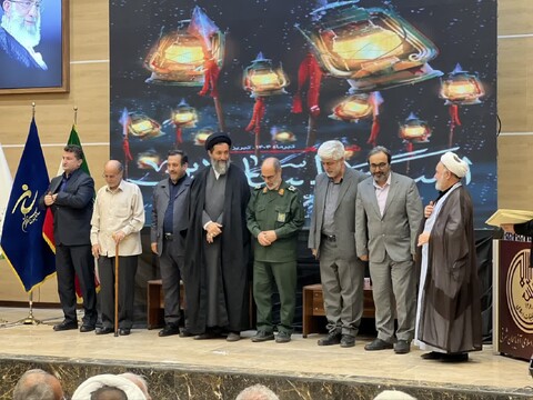 تصاویر / اختتامیهٔ کنگره شعر محرم در تبریز