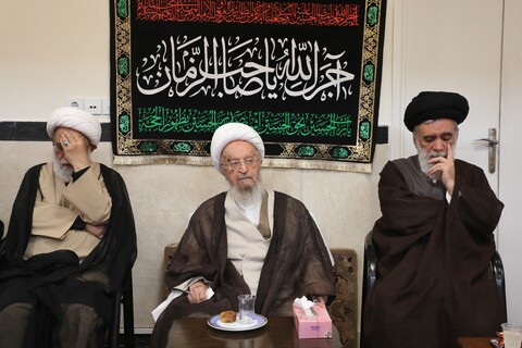 تصاویر/ مراسم عزاداری شهادت امام حسن عسکری (ع) در بیوت مراجع