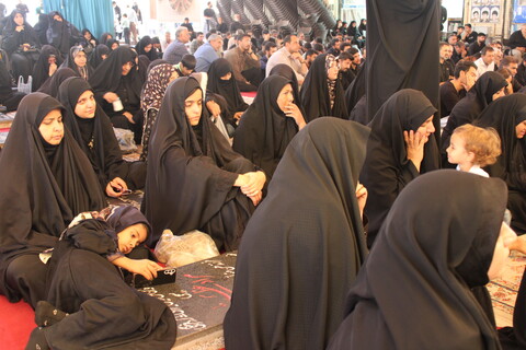 وداع مردم کرمان با شهید پاسدار رحیم محمدی