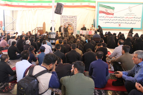 وداع مردم کرمان با شهید پاسدار رحیم محمدی