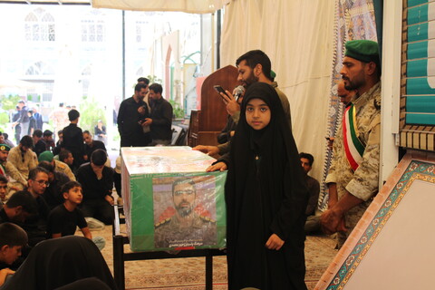 وداع مردم کرمان با شهید پاسدار رحیم محمدی