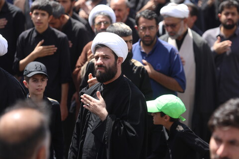تصاویر / دسته عزاداری روز شهادت امام حسن عسکری (ع) با حضور آیت الله العظمی وحید خراسانی