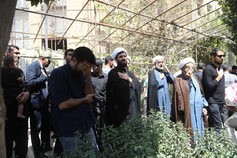 تصاویر / دسته عزاداری روز شهادت امام حسن عسکری (ع) با حضور آیت الله العظمی وحید خراسانی