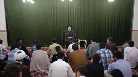 تصاویر/ جلسه اخلاق طلاب مدرسه  علمیه امام خمینی (ره) شهرستان خوی