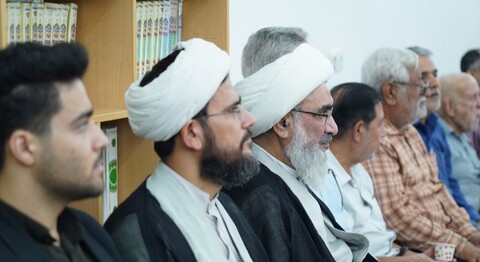 تصاویر/ برگزاری آیین پاسداشت چهره ماندگار قرآنی استان در گلزار شهدای بوشهر