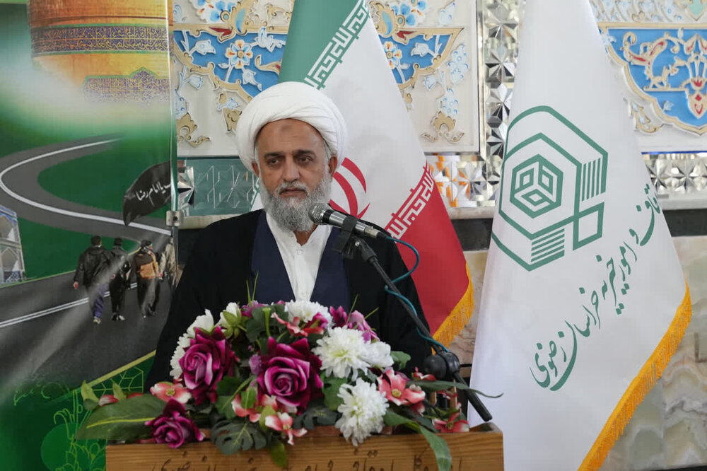 مراسم شکرانه خدمت خادمان حسینی و رضوی در بقعه خواجه مراد