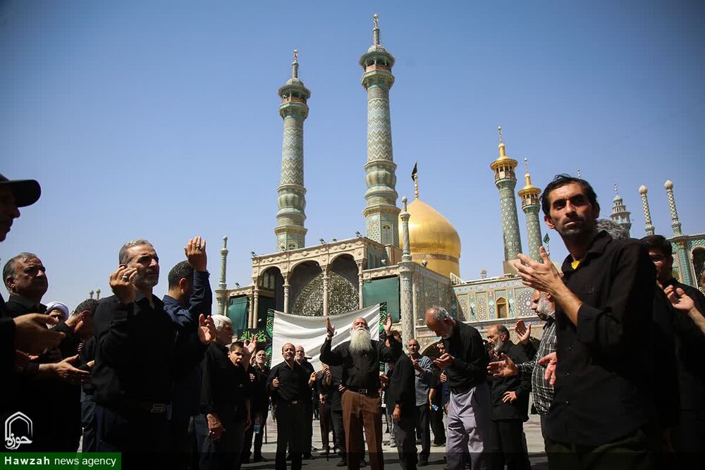 حضور دسته‌های عزاداری شهادت امام عسکری(ع) در حرم کریمه اهل‌بیت(س)