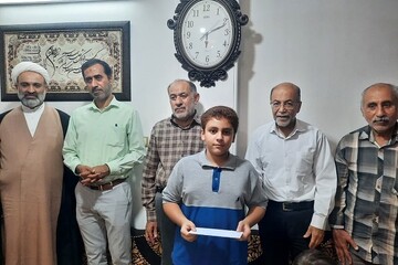 از نوجوانان کلاس‌های دوشنبه‌های حفظ قرآن در بوشهر تجلیل شد+ عکس