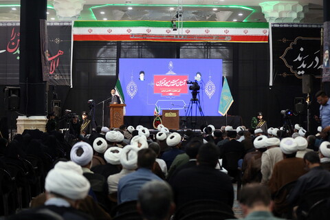 تصاویر/ تجلیل از خادمین اربعین