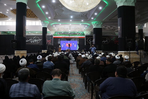 تصاویر/ تجلیل از خادمین اربعین