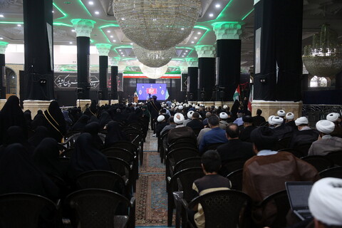 تصاویر/ تجلیل از خادمین اربعین