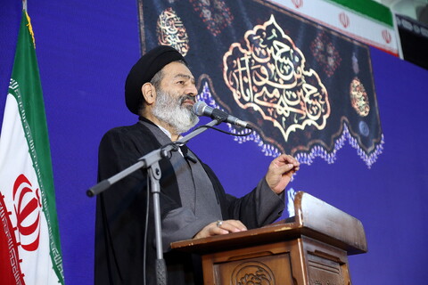 تصاویر/ تجلیل از خادمین اربعین