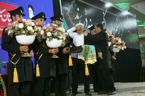 تصاویر/ تجلیل از خادمین اربعین