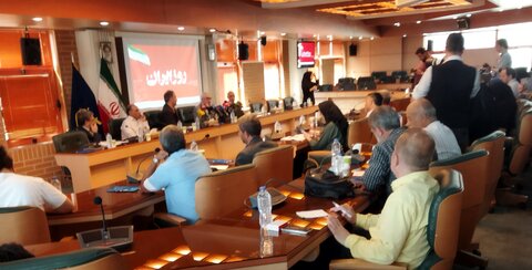 تصاویر/ نشست خبری نمایشگاه عکس «۱۲ روز ایران»