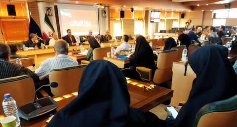 تصاویر/ نشست خبری نمایشگاه عکس «۱۲ روز ایران»