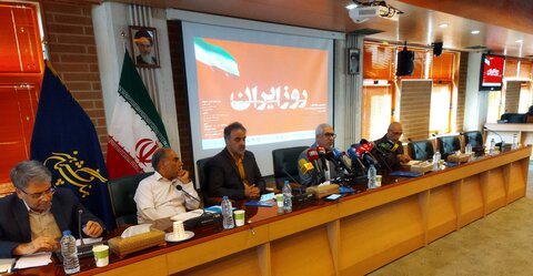 تصاویر/ نشست خبری نمایشگاه عکس «۱۲ روز ایران»