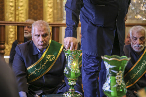 تصاویر| آیین غبارروبی حرم مطهر سیدعلاالدین حسین(ع) با حضور خبرنگاران