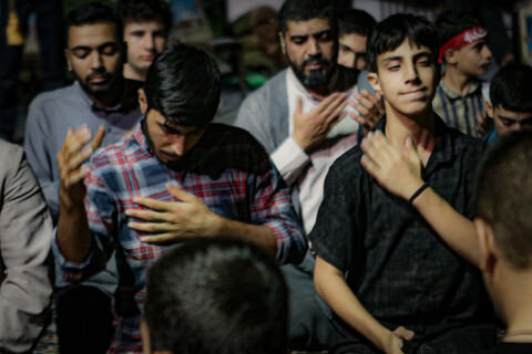 تصاویر/ مراسم شبی با شهدا در دوره میثاق طلبگی حوزه علمیه استان همدان