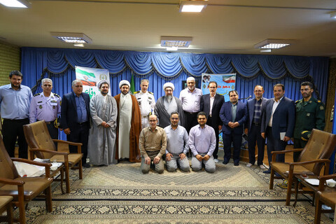 تصاویر |دیدار جمعی از فرماندهان ارتش جمهوری اسلامی ایران مستقر در استان با نماینده ولی فقیه درآذربایجان شرقی