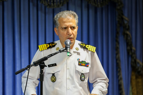 تصاویر |دیدار جمعی از فرماندهان ارتش جمهوری اسلامی ایران مستقر در استان با نماینده ولی فقیه درآذربایجان شرقی