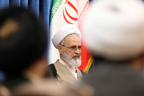 تصاویر/ دیدار رئیس مرکز وکلا، کارشناسان رسمی و مشاوران خانواده قوه قضائیه با آیت الله اعرافی