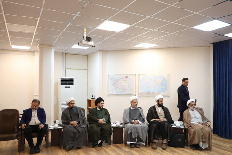 تصاویر/ دیدار رئیس مرکز وکلا، کارشناسان رسمی و مشاوران خانواده قوه قضائیه با آیت الله اعرافی