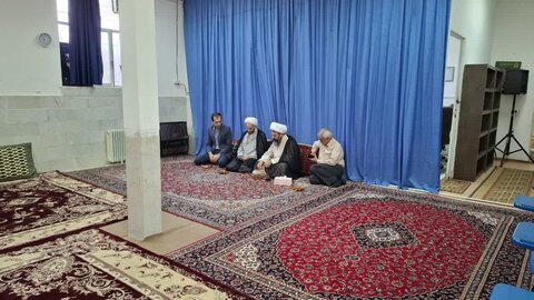 تصاویر/بازدید مدیر حوزه علمیه خواهران استان مرکزی از مدرسه علمیه مهدیه خنداب