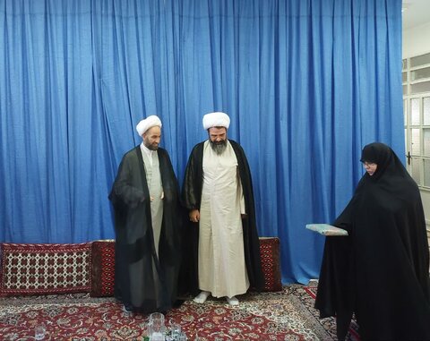 تصاویر/بازدید مدیر حوزه علمیه خواهران استان مرکزی از مدرسه علمیه مهدیه خنداب
