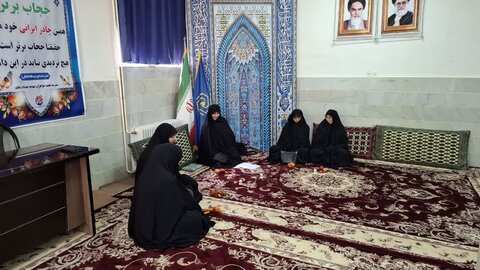 تصاویر/بازدید مدیر حوزه علمیه خواهران استان مرکزی از مدرسه علمیه مهدیه خنداب