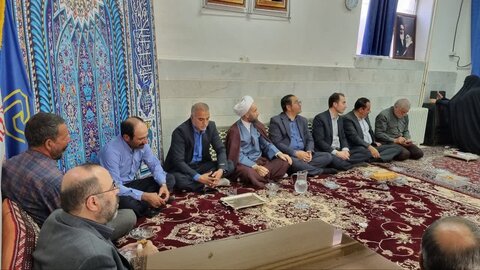 تصاویر/برگزاری جلسه هیأت امنای مدرسه علمیه مهدیه خنداب