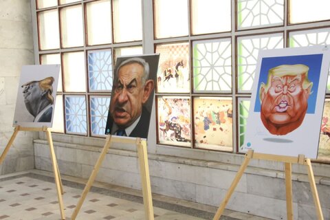 تصاویر افتتاحیه جشنواره ملی کارتون و کاریکاتور ای ایران در خرم آباد