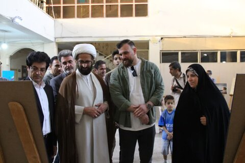 تصاویر افتتاحیه جشنواره ملی کارتون و کاریکاتور ای ایران در خرم آباد