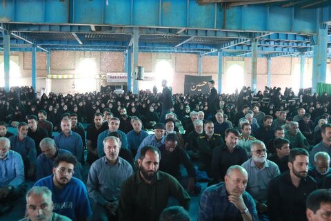 تصاویر/ تشییع پیکر شهید سرهنگ پاسدار «رحیم محمدی» در زرند