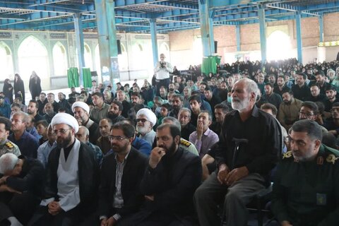 تصاویر/ تشییع پیکر شهید سرهنگ پاسدار «رحیم محمدی» در زرند