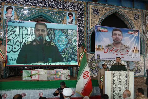 تصاویر/ تشییع پیکر شهید سرهنگ پاسدار «رحیم محمدی» در زرند