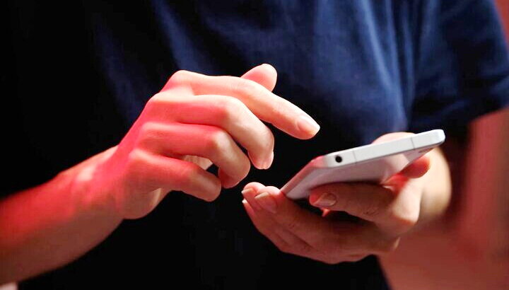 نقد عادی‌سازی اباحه‌گری و نقش حوزه‌های علمیه در تقویت گفتمان دینی