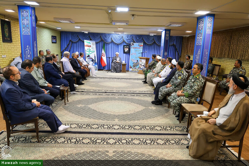 تصاویر/ دیدار جمعی از فرماندهان ارتش جمهوری اسلامی ایران مستقر در استان با نماینده ولی فقیه درآذربایجان شرقی