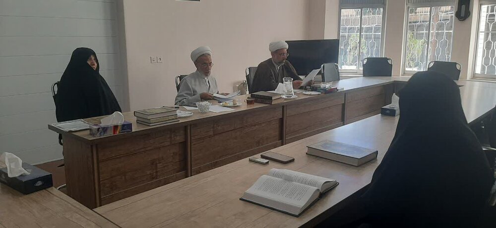 تصاویر/ مصاحبه داوطلبین مقطع سطح چهار حوزه علمیه کرمان