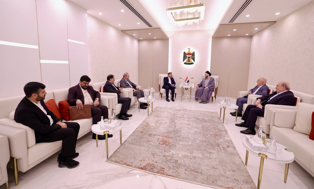 السيد عمار الحكيم يؤكد لمبعوث إيراني ضرورة الانتخابات المقبلة للانتقال إلى مرحلة الاستقرار المستدام
