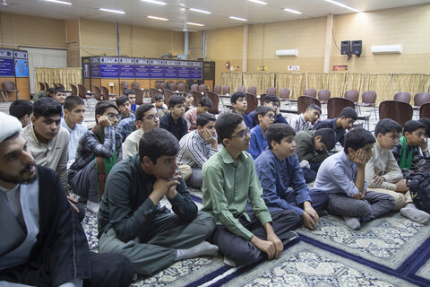 دیدار طلاب جدیدالورود مدرسه علمیه کاظمیه با امام جمعه یزد