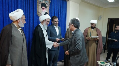 تصاویر/ هماهنگی همایش بوشهر حسینیه مقاومت