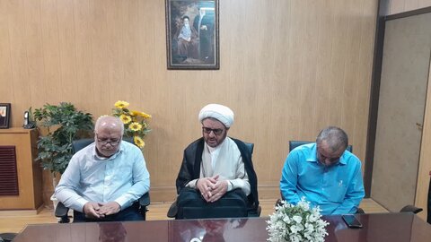 تصاویر / دیدار امام جمعه واعضای ستاد نماز جمعه شهرستان آبیک با فرماندار آبیک قزوین