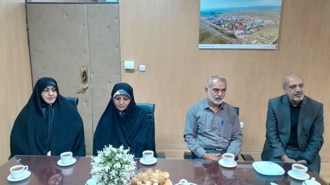 تصاویر / دیدار امام جمعه واعضای ستاد نماز جمعه شهرستان آبیک با فرماندار آبیک قزوین